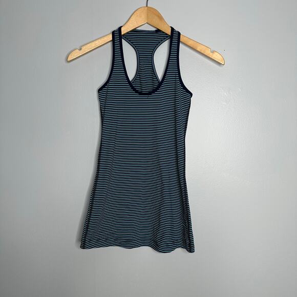 Lululemon Women’s Cool Racerback Tank in Hyper Stripe Blue Moon/ Inkwell Size 2 - Picture 3 of 6